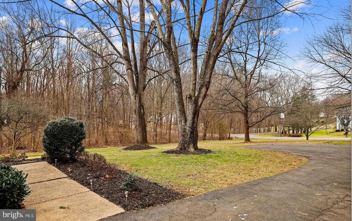 7355 CEDAR RUN DRIVE