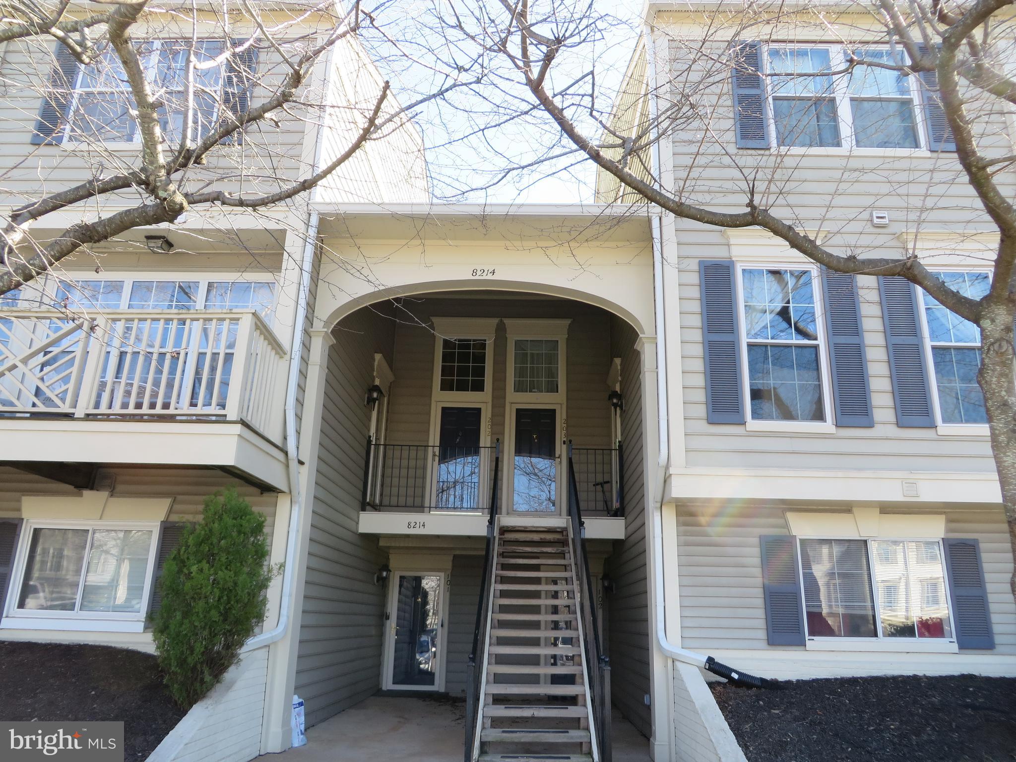 BULL RUN CONDO - Residential