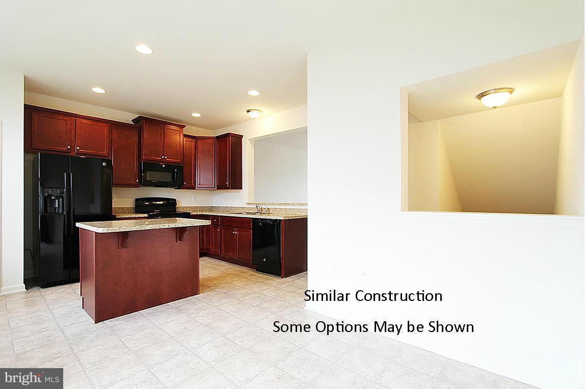 RIVERSIDE VILLAGES - Residential