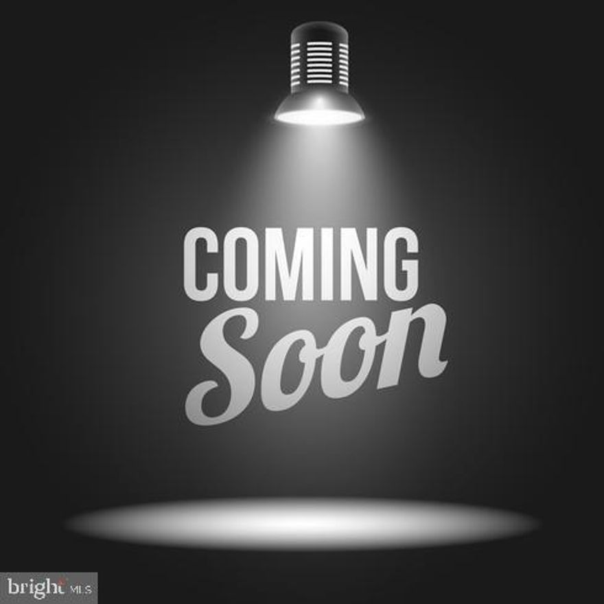 *** BEAUTIFUL SETTING IN HIGHLY DESIRED AREA*** This home may need some TLC, but is READY for you to call it home! Home is being sold strictly as-is. WELL below market value, so you can make it your own!!