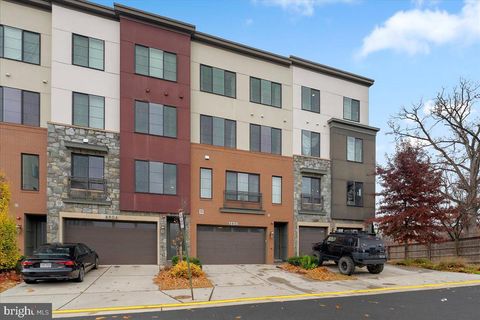 4902 TRAIL VISTA LANE CHANTILLY VA 20151