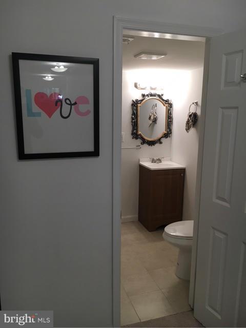 QUINCY MANOR - Residential