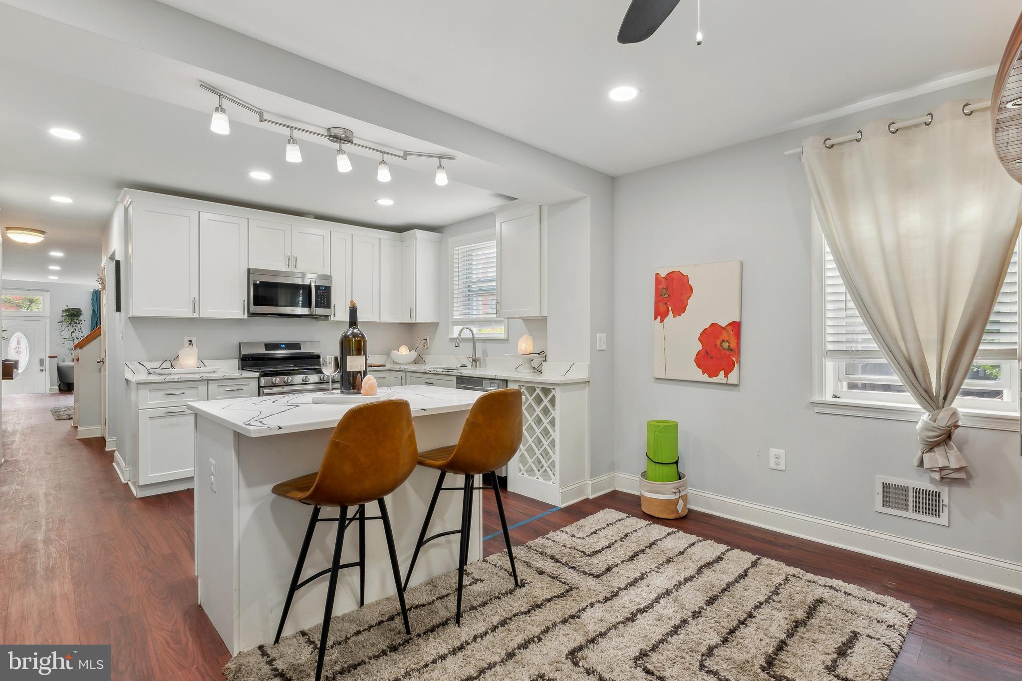 GREENMOUNT WEST - Residential