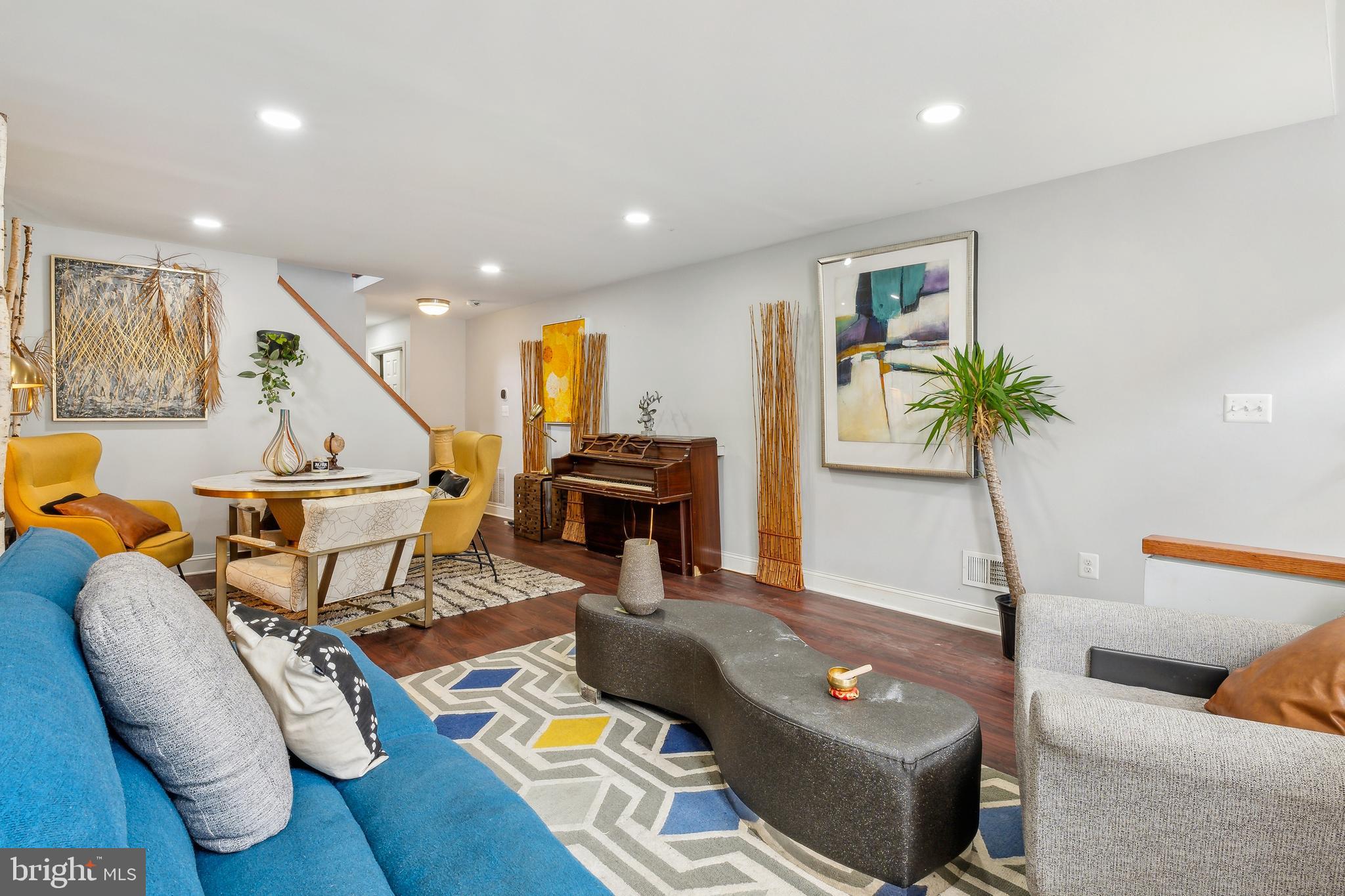 GREENMOUNT WEST - Residential