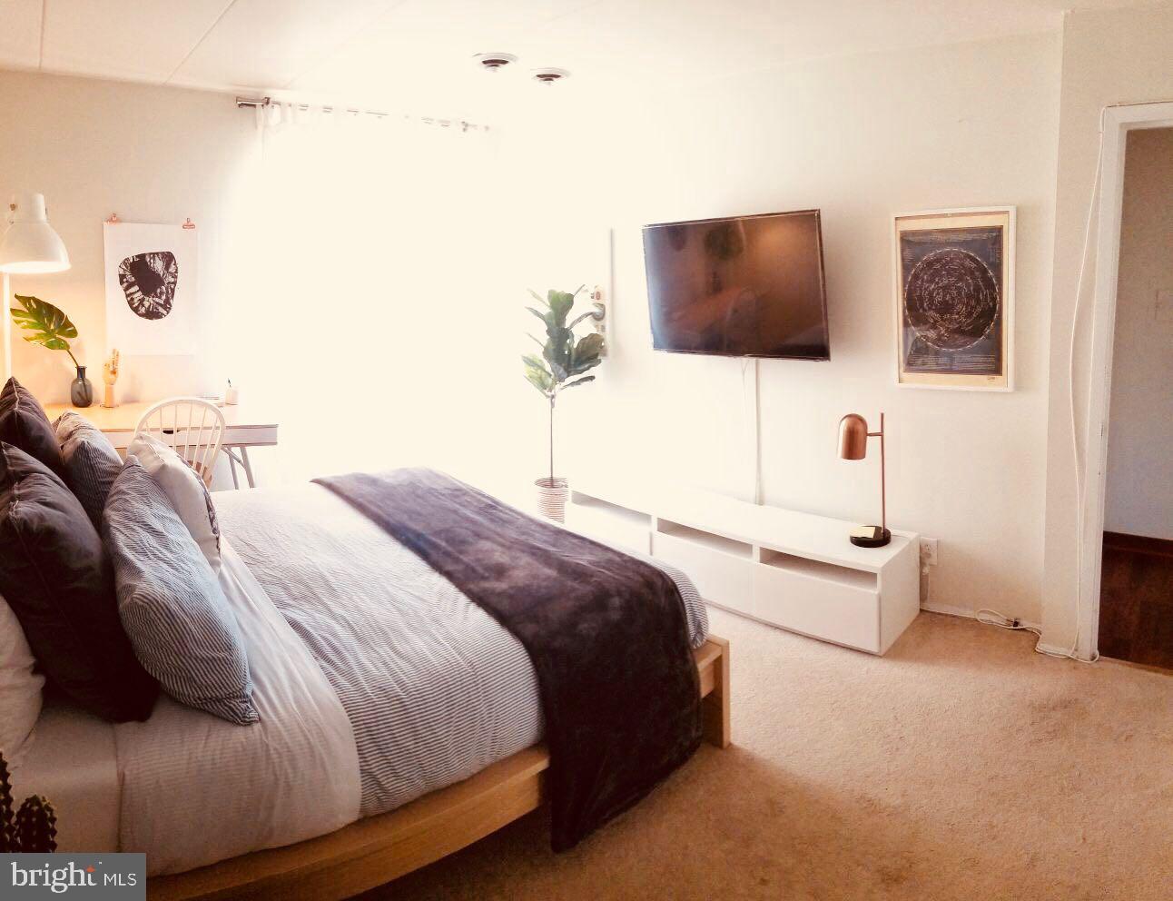 HUNTINGTON CLUB - Residential