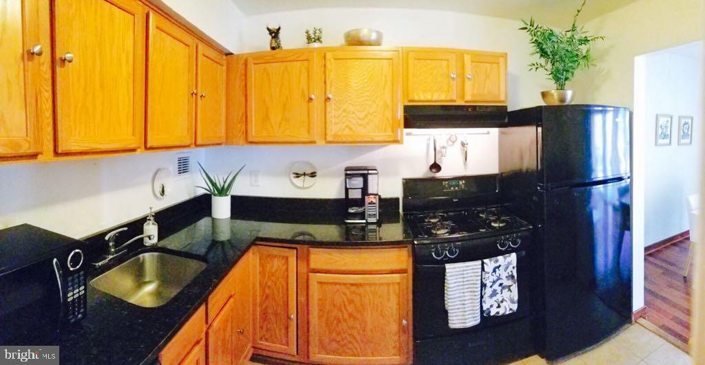HUNTINGTON CLUB - Residential