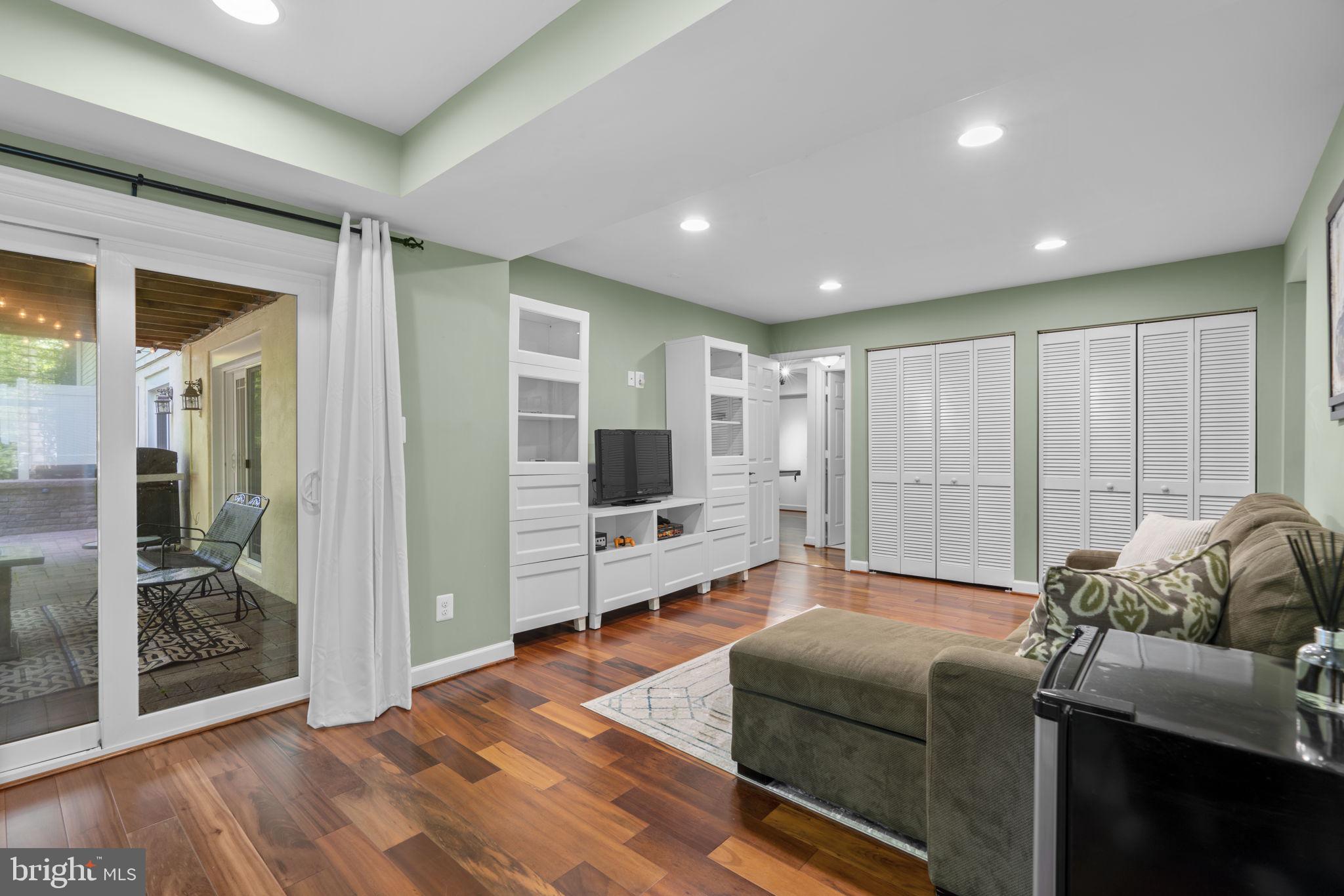 HIGHLAND - Residential