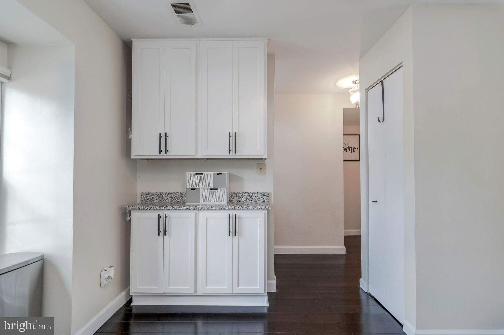 4241 STOCKBRIDGE DRIVE