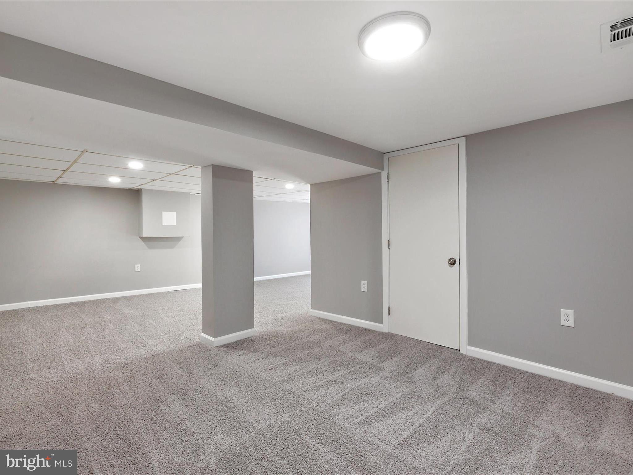 UPPER MAGOTHY BEACH - Residential