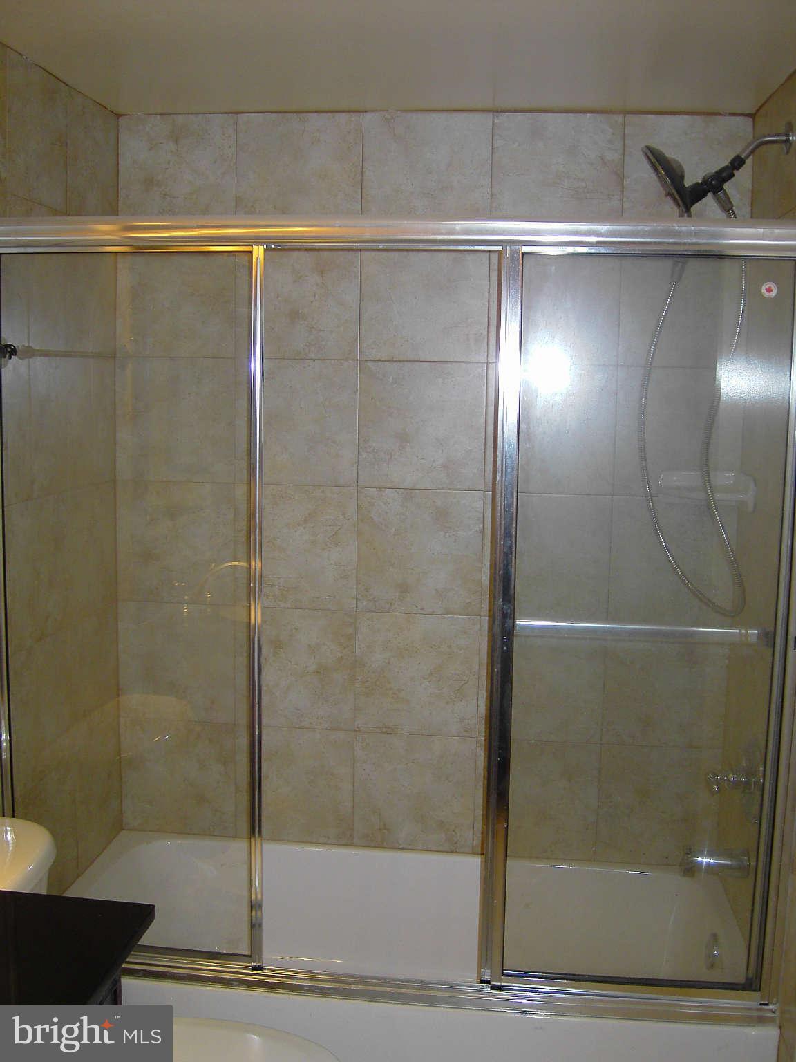 TIVOLI - Residential Lease