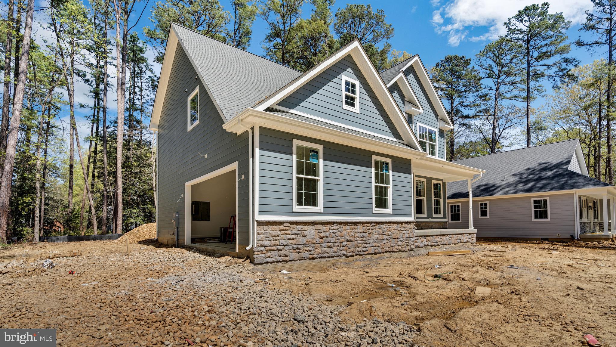 SWAN POINT - Residential