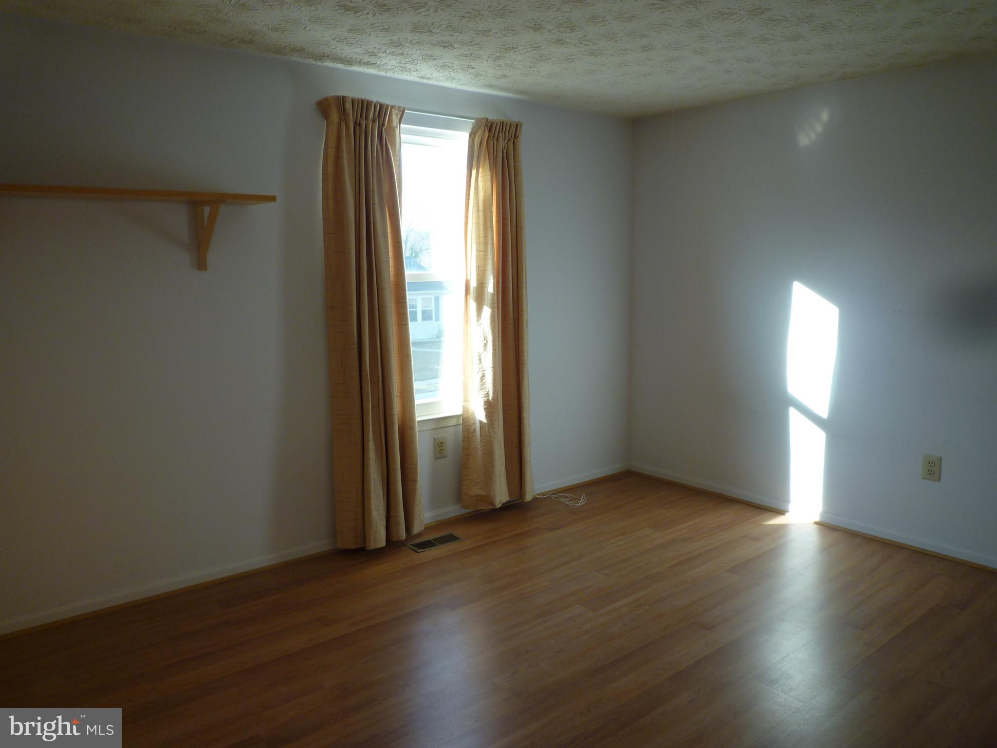 PERRY HALL - Residential