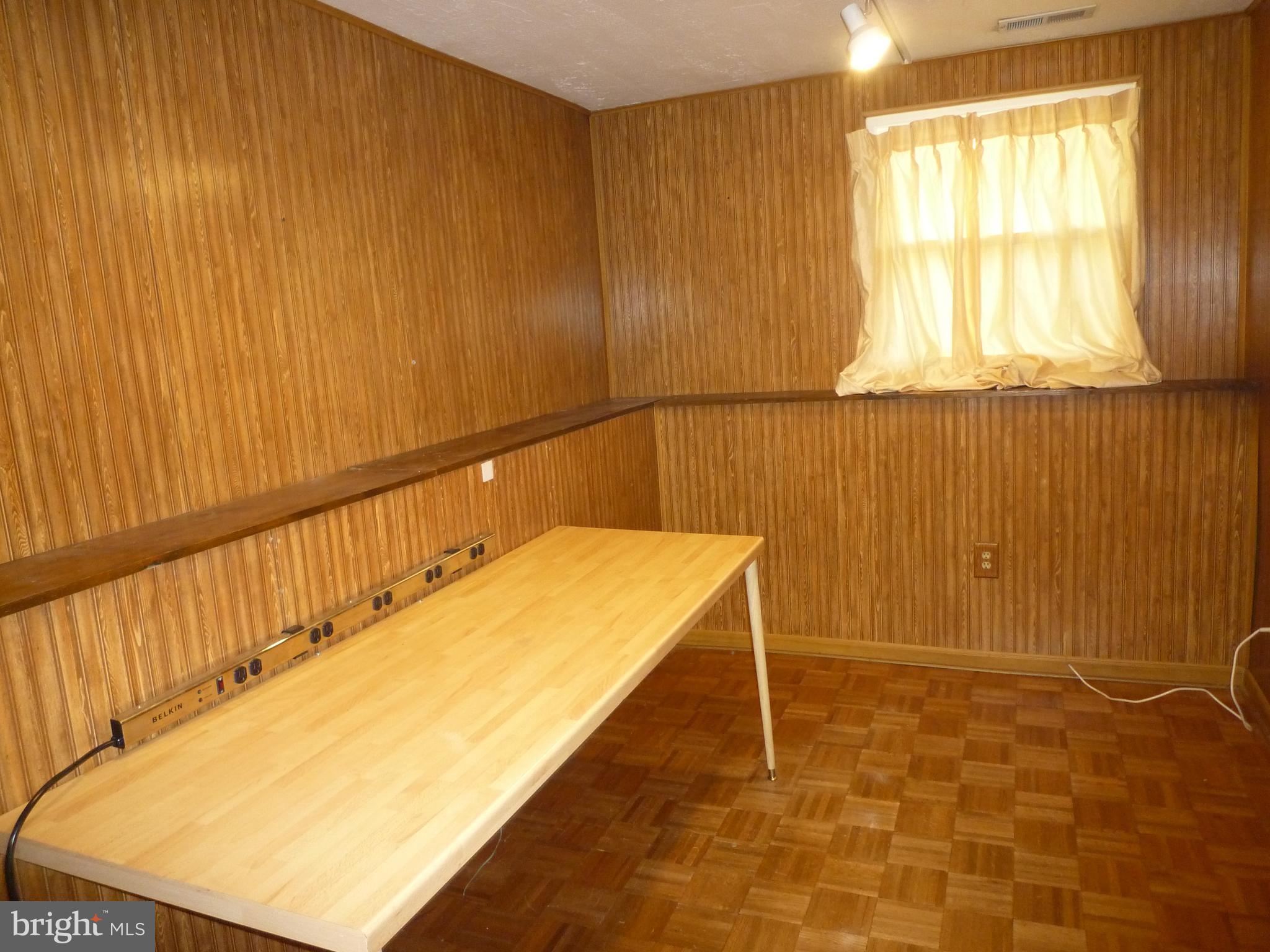 PERRY HALL - Residential