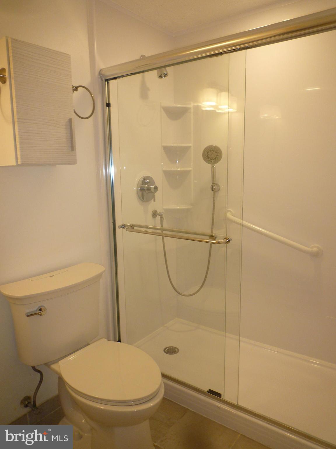 PERRY HALL - Residential