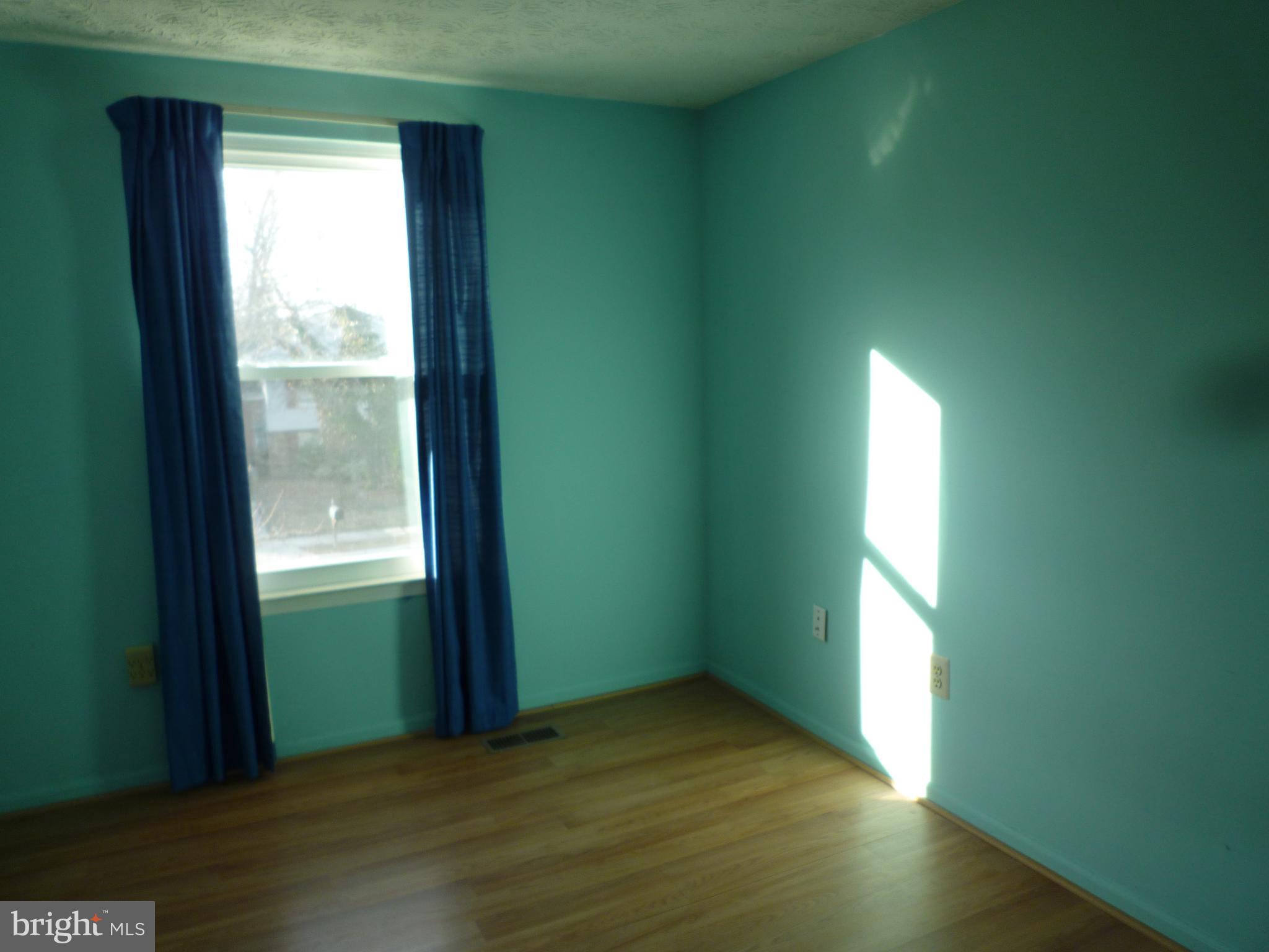 PERRY HALL - Residential