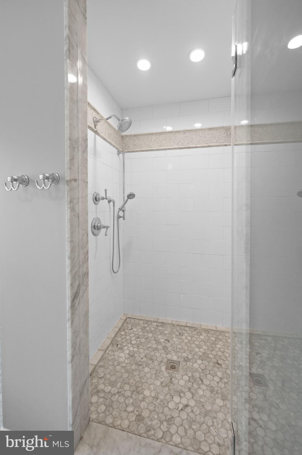 NORTH WAYNE - Residential