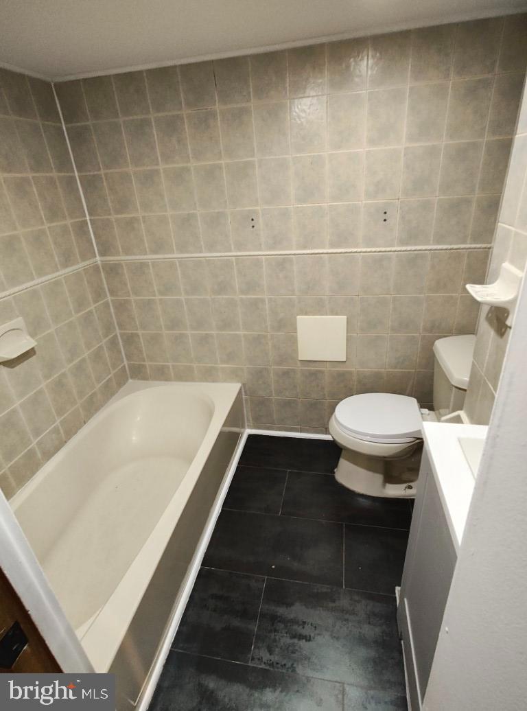 WHEATON WOODS - Residential