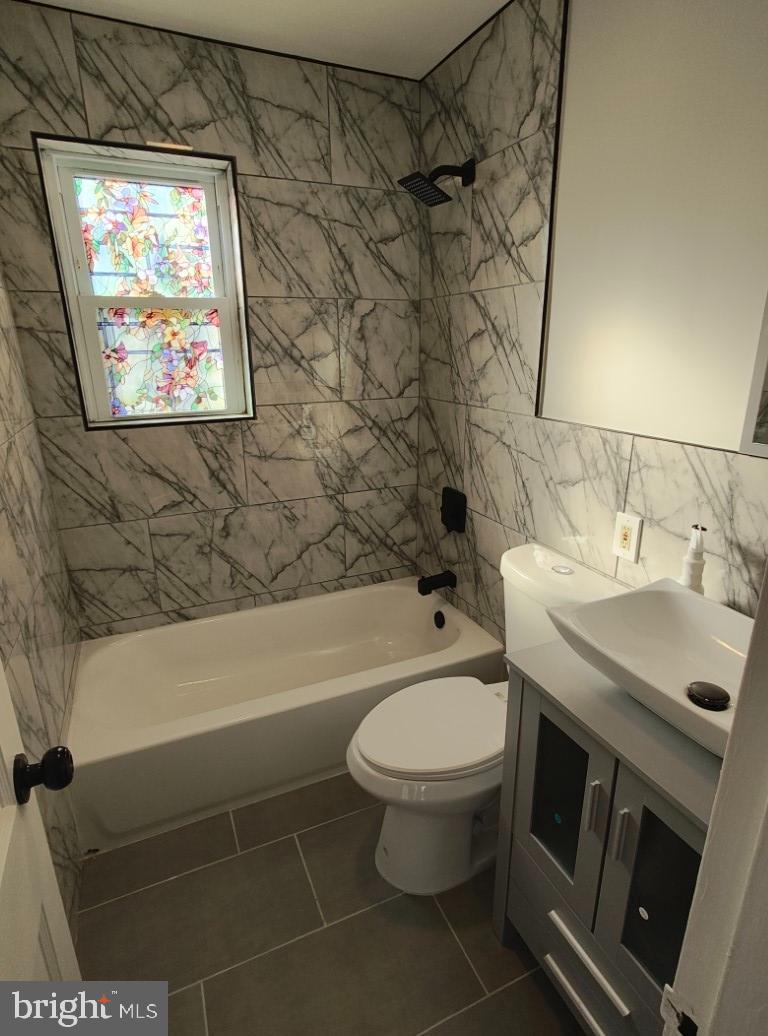 WHEATON WOODS - Residential