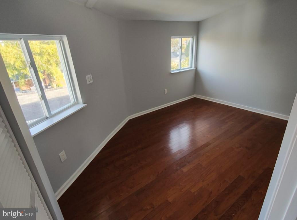 WHEATON WOODS - Residential