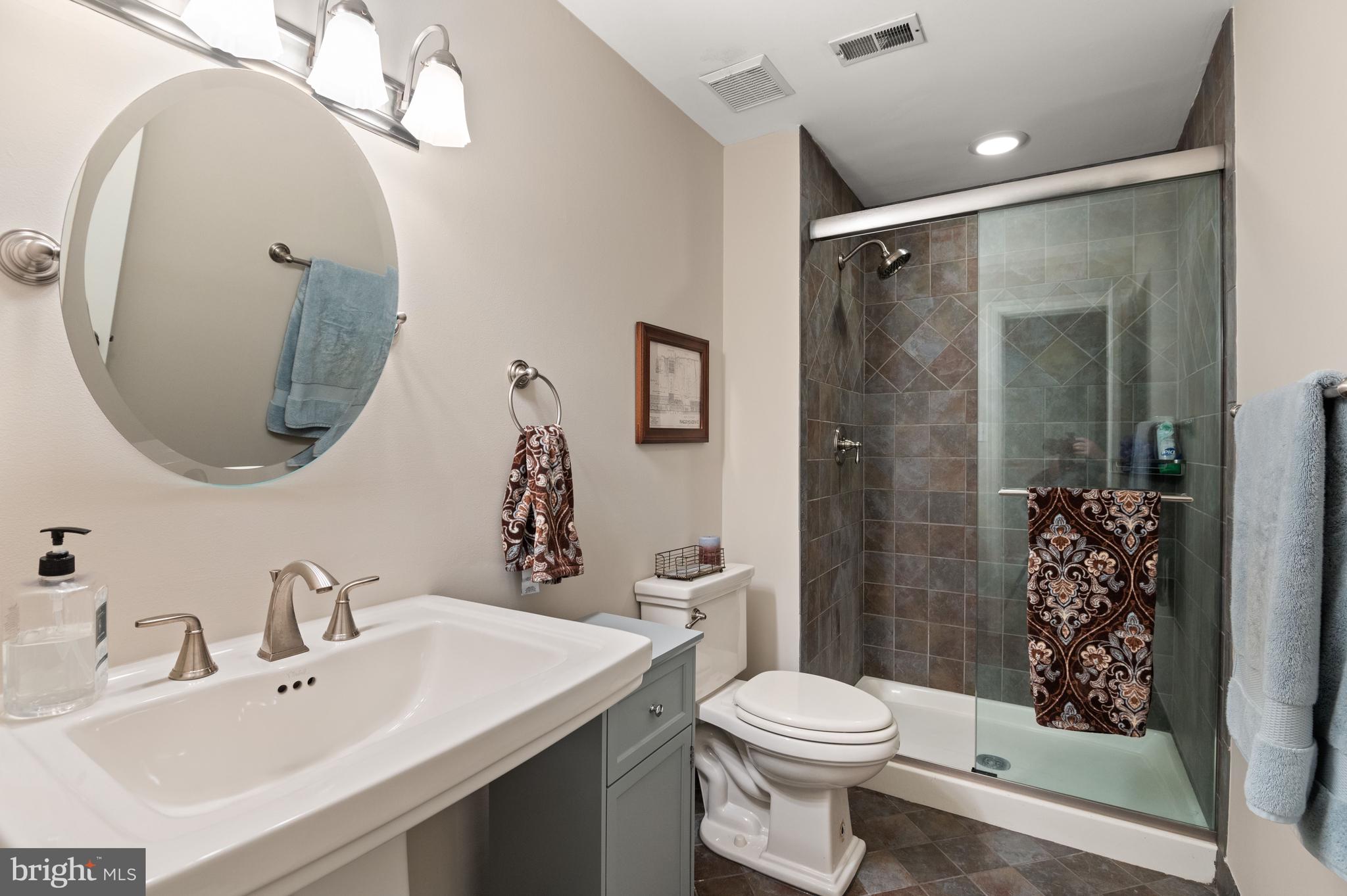 AVENEL - Residential