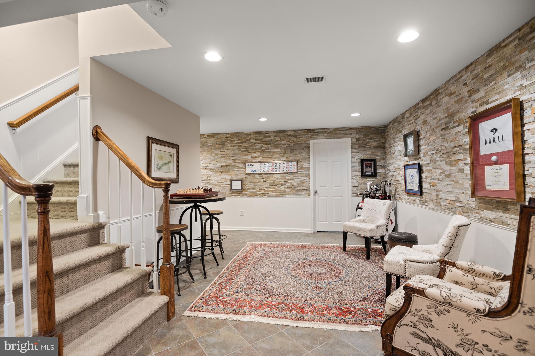 AVENEL - Residential