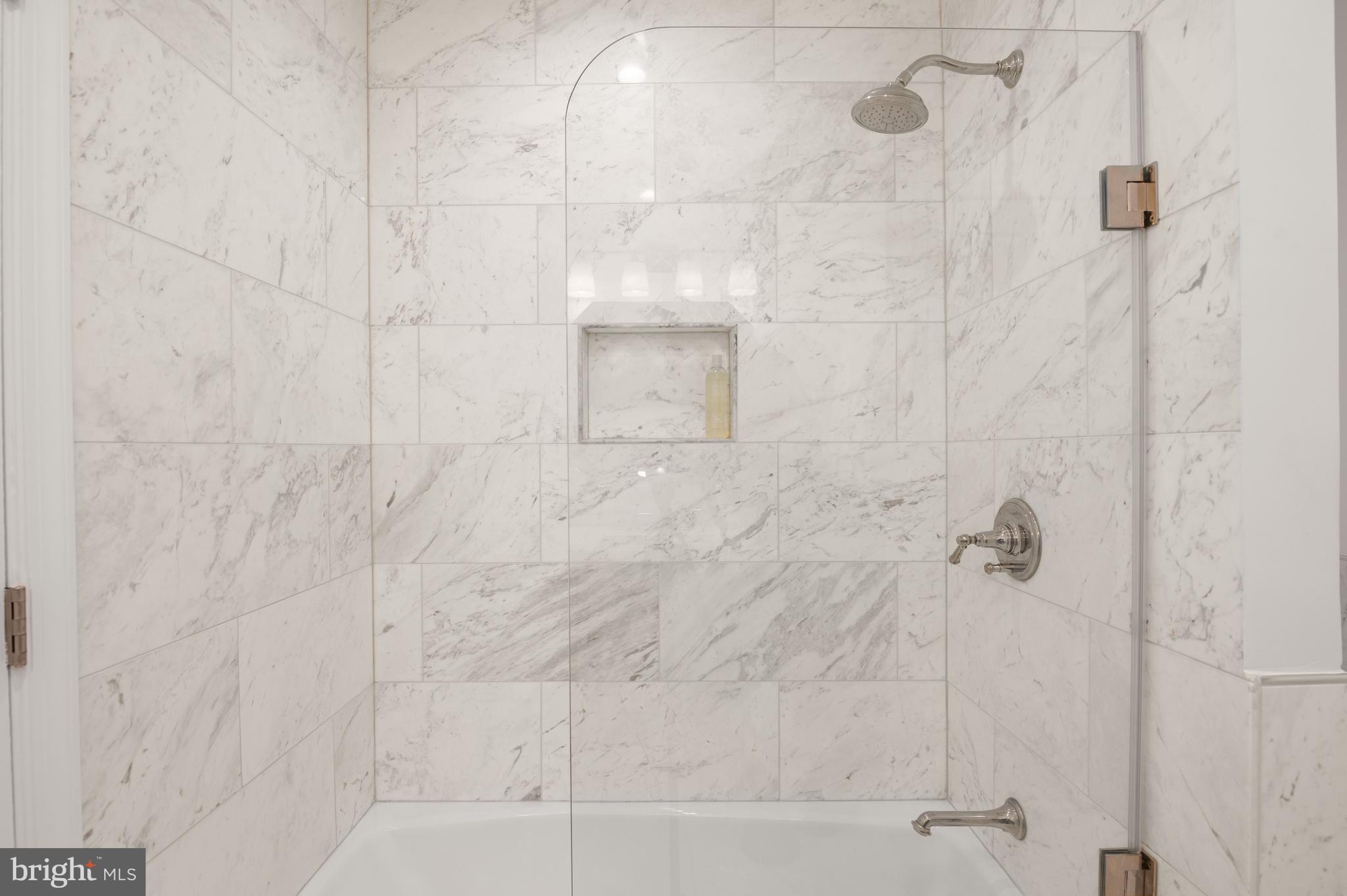 AVENEL - Residential