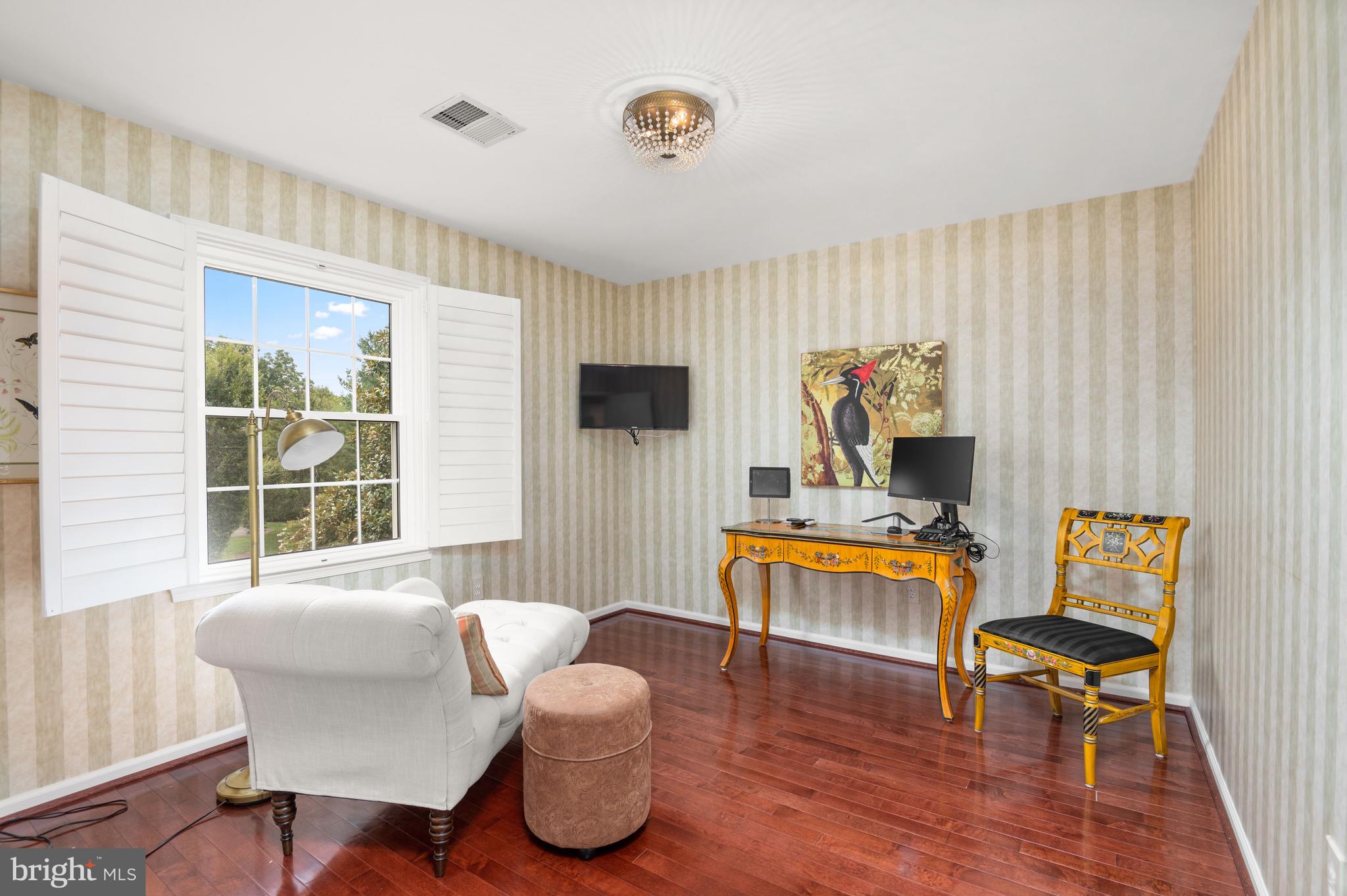 AVENEL - Residential