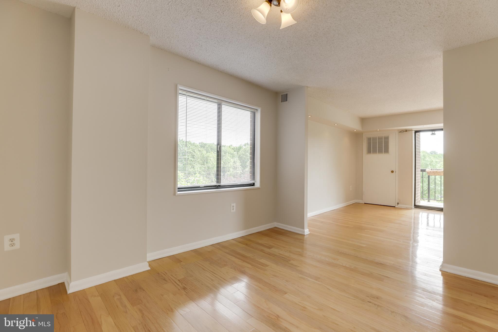 HALLMARK - Residential Lease