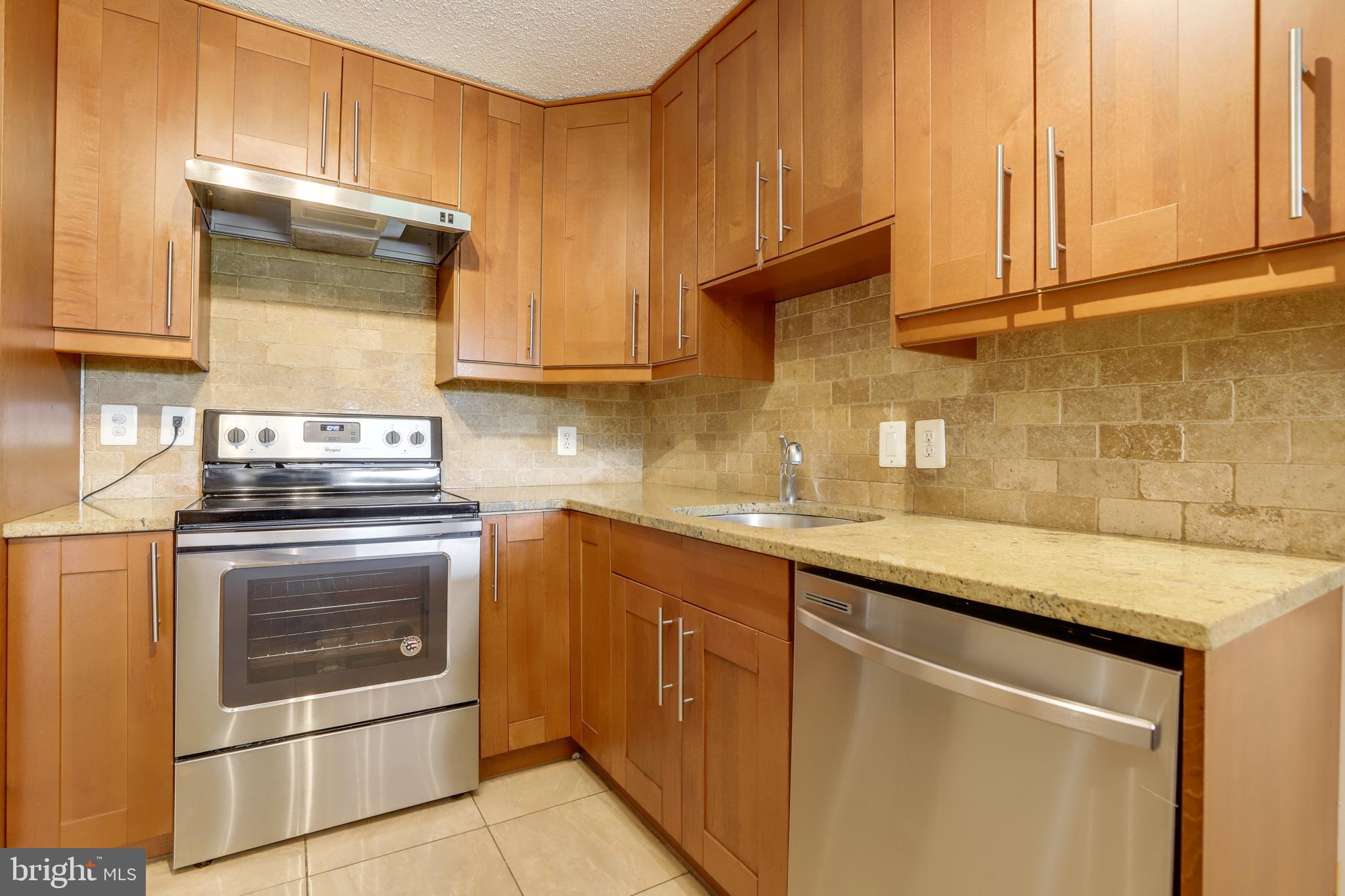 HALLMARK - Residential Lease