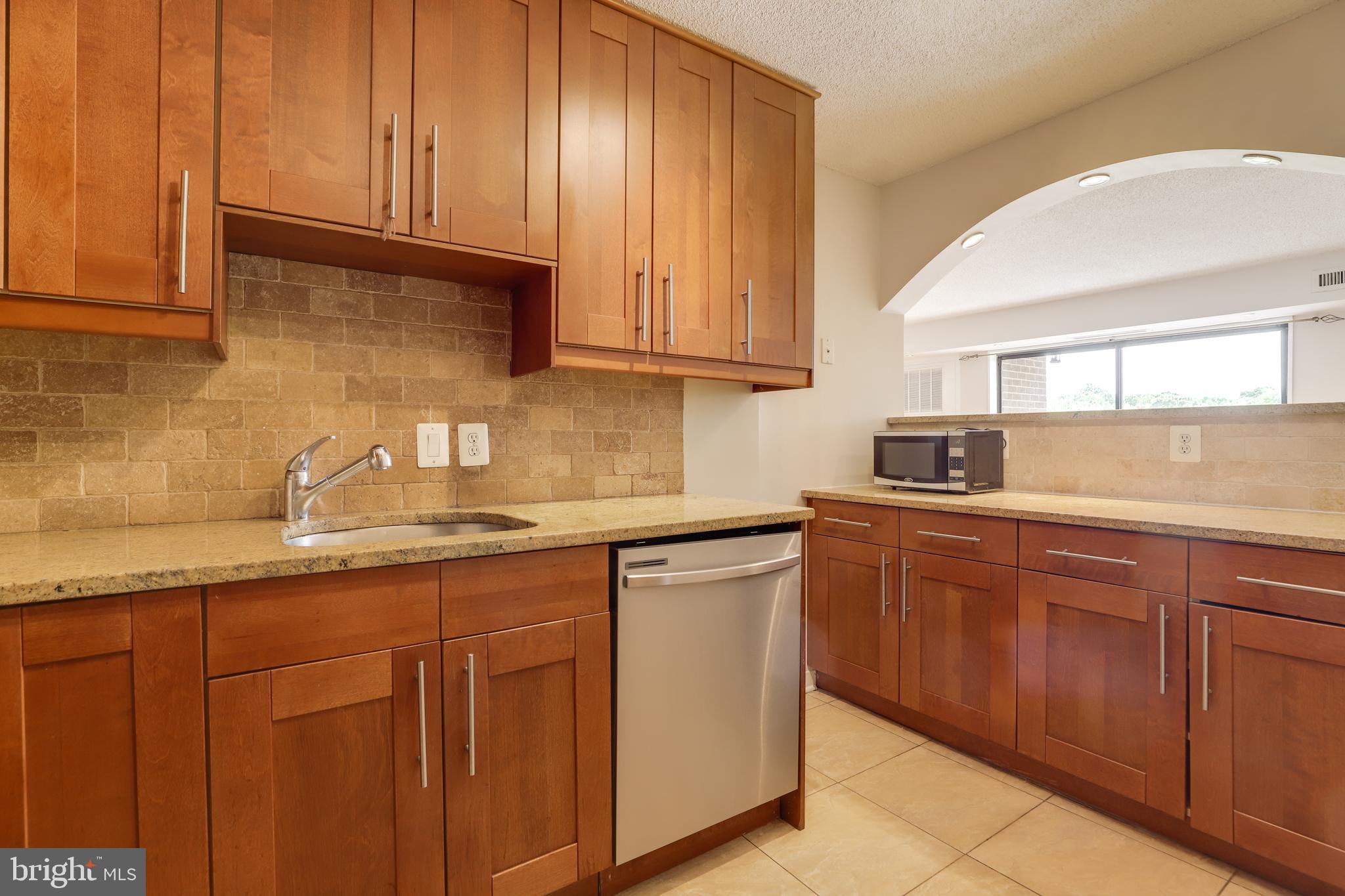 HALLMARK - Residential Lease