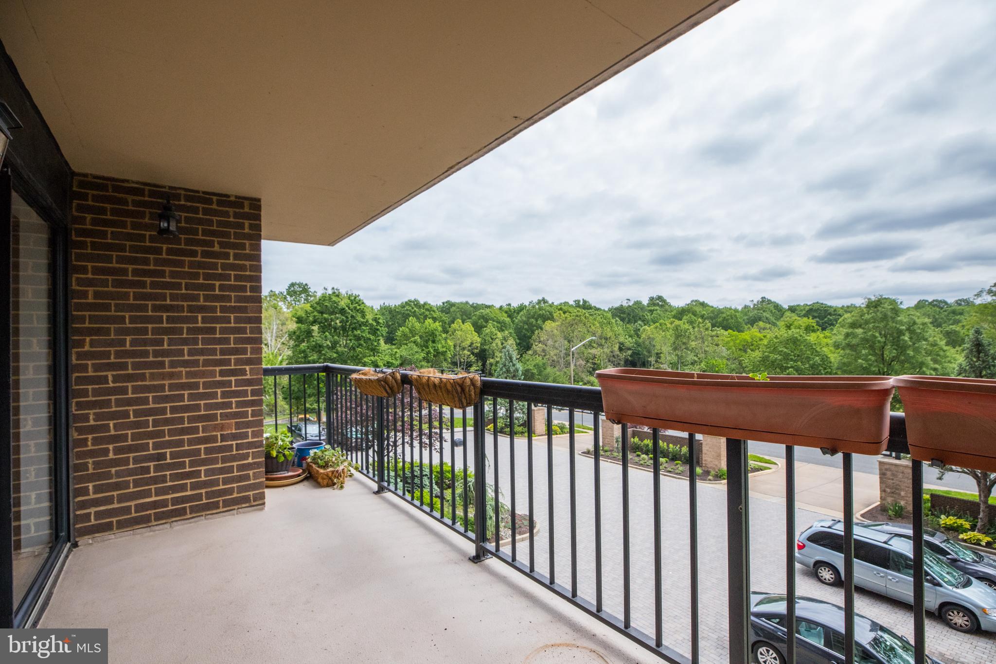 HALLMARK - Residential Lease