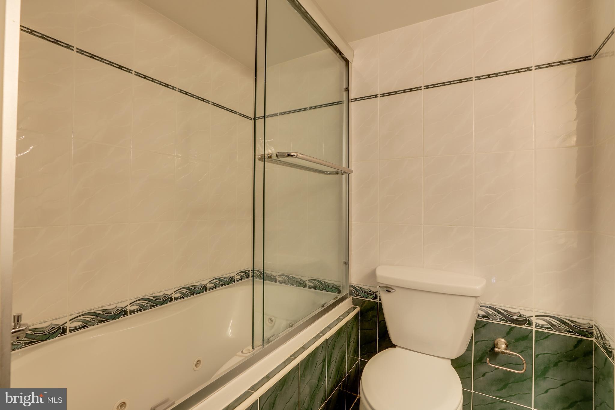 HALLMARK - Residential Lease