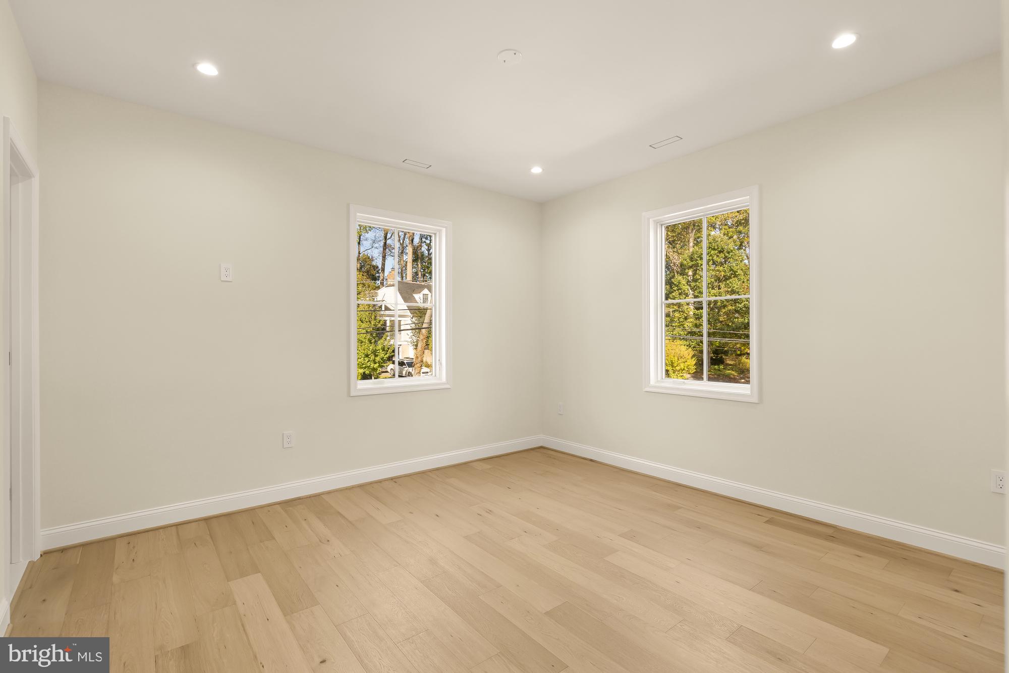 BRADMOOR - Residential