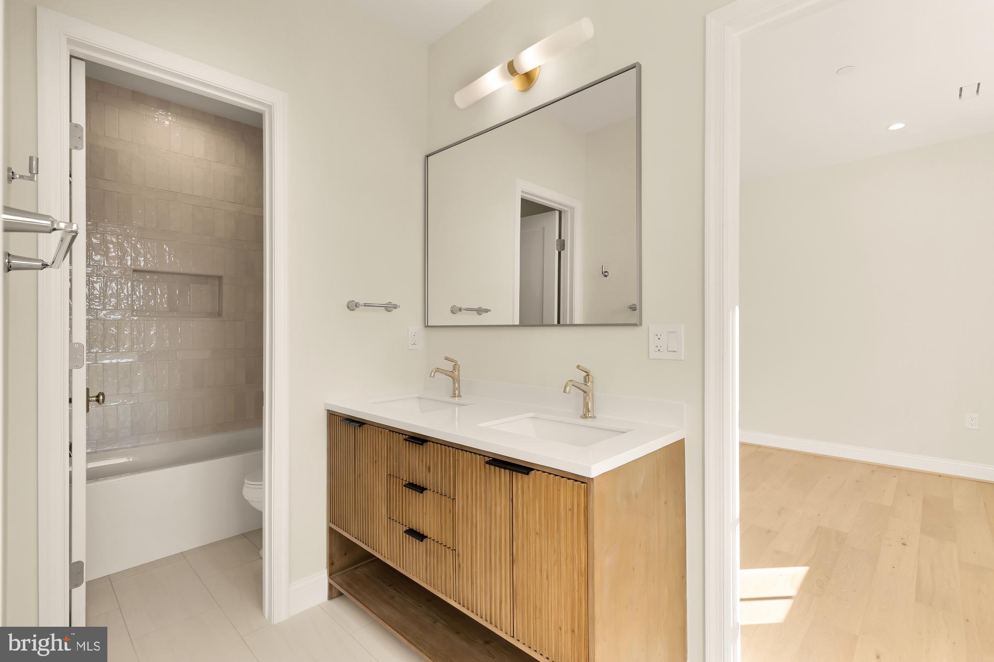 BRADMOOR - Residential