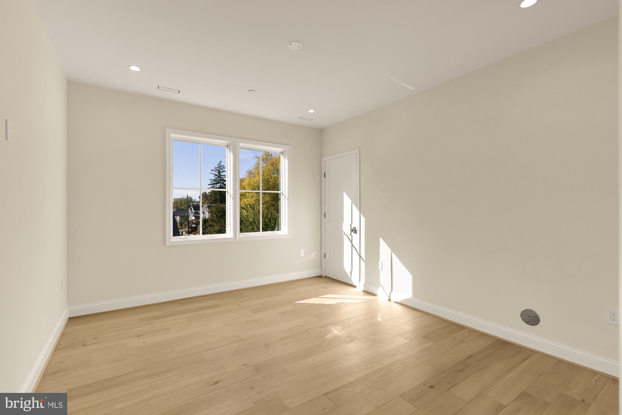 BRADMOOR - Residential