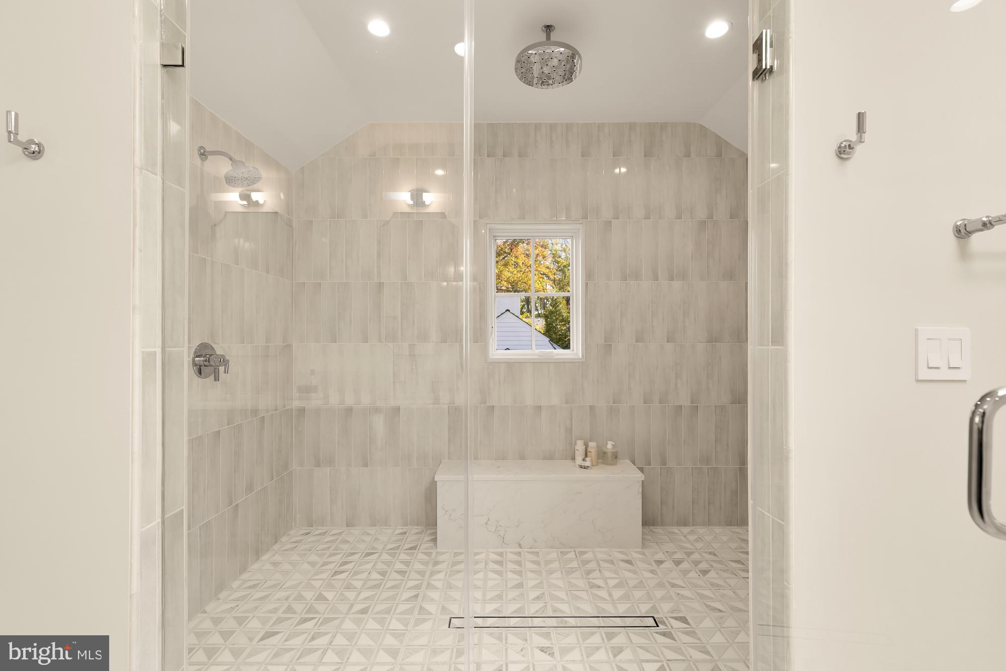 BRADMOOR - Residential