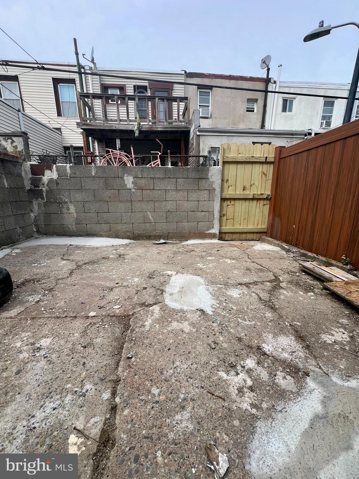 PHILADELPHIA - Residential Lease