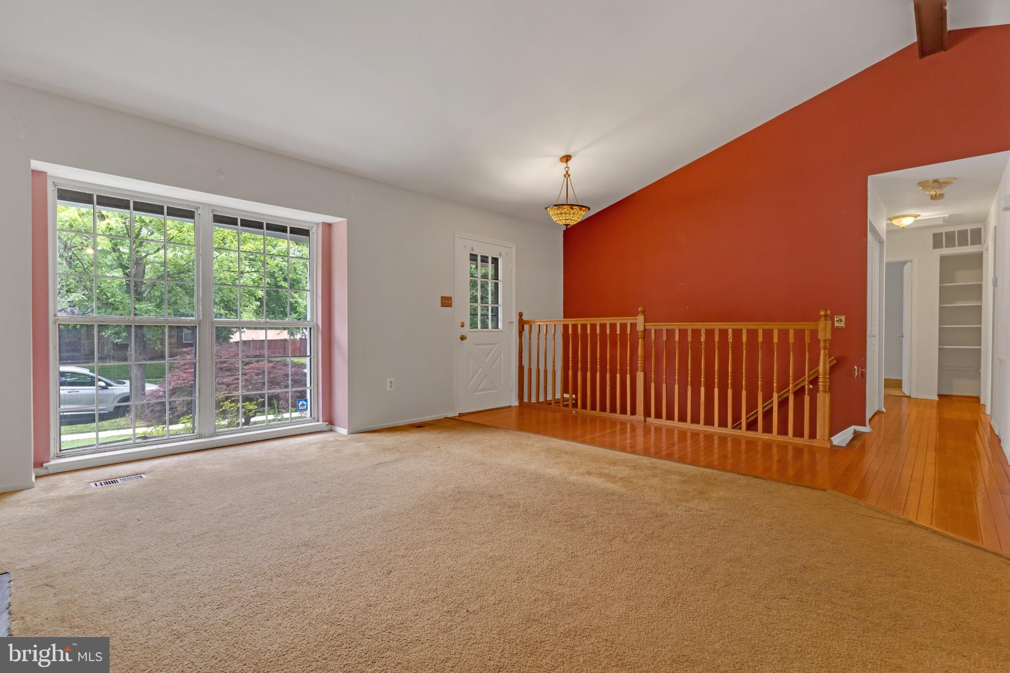 PINE TREE - Residential