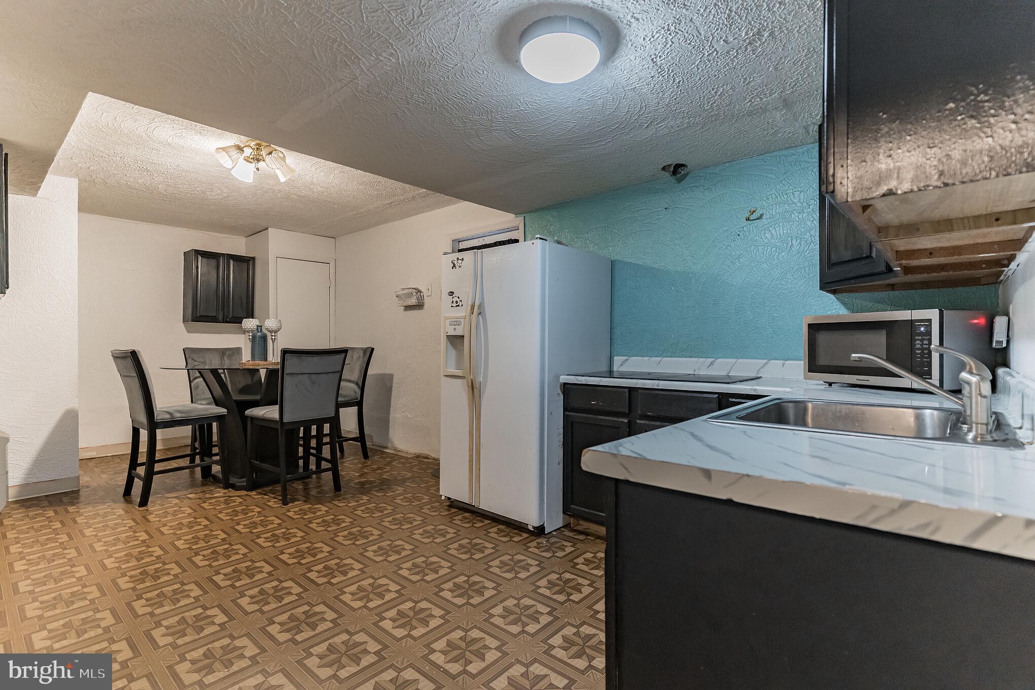 PINE TREE - Residential