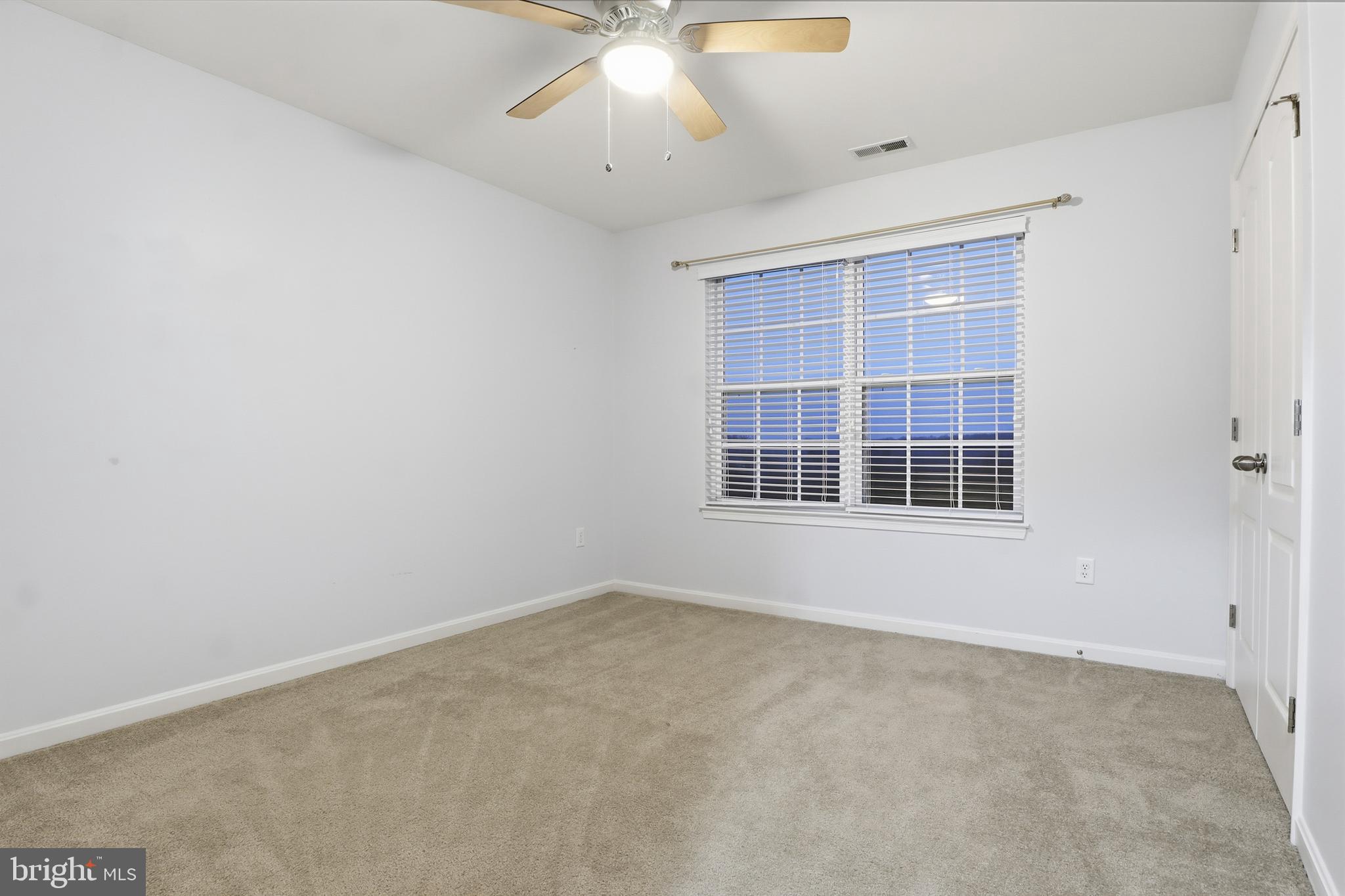 LOGANS RESERVE - Residential