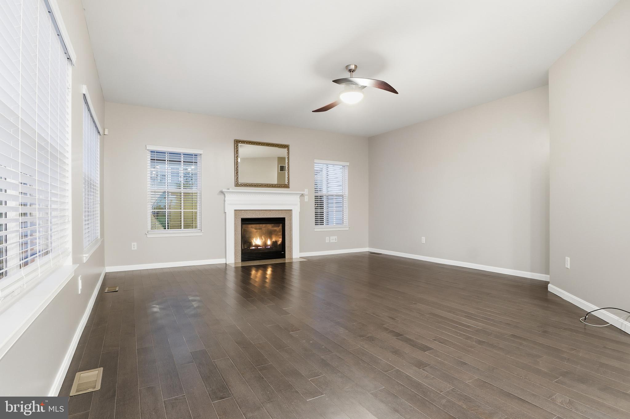 LOGANS RESERVE - Residential