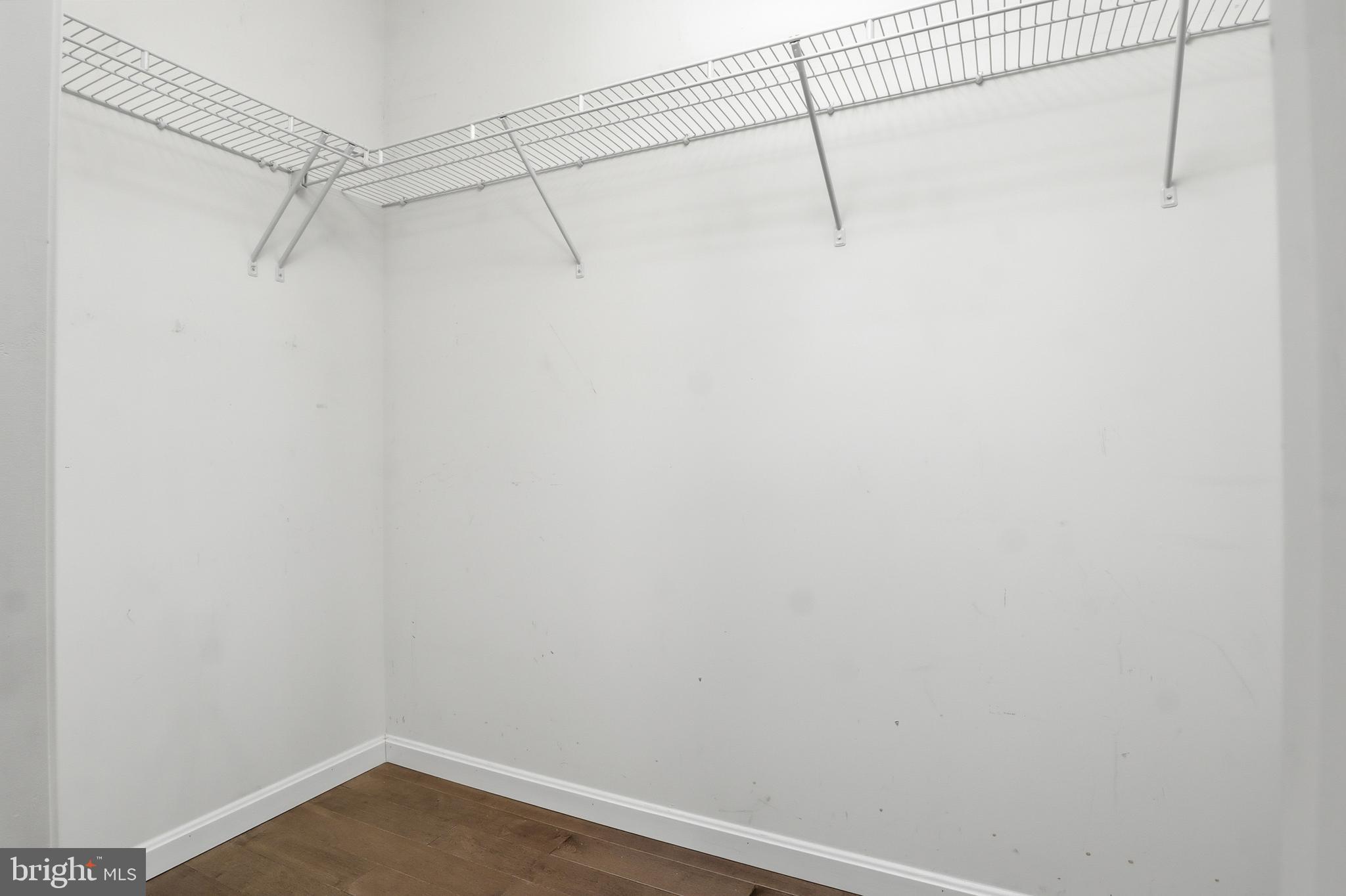 LOGANS RESERVE - Residential