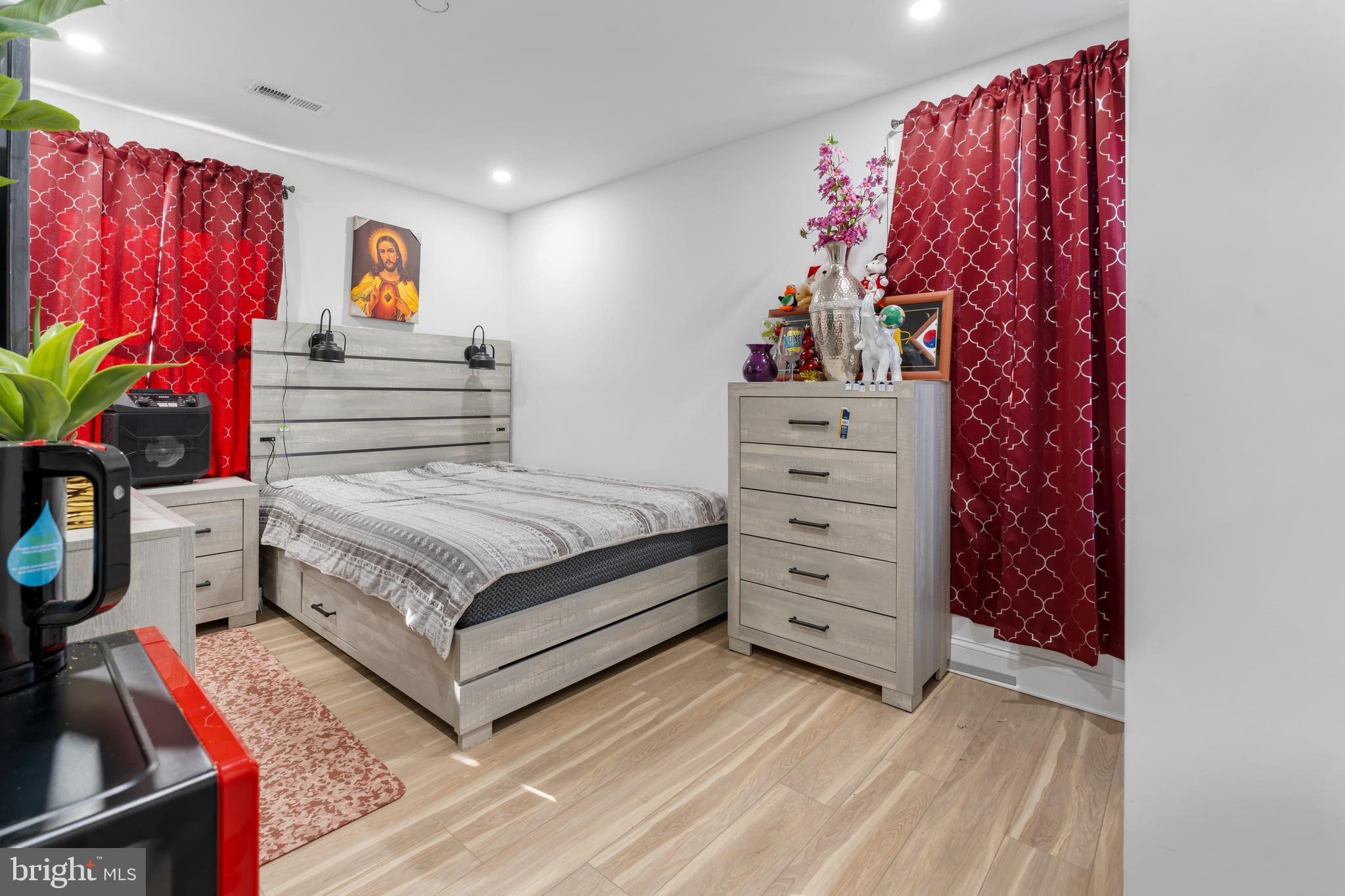 FAIRMOUNT HEIGHTS - Residential