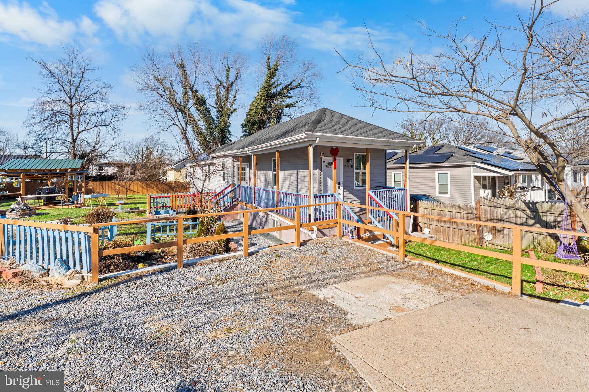 FAIRMOUNT HEIGHTS - Residential