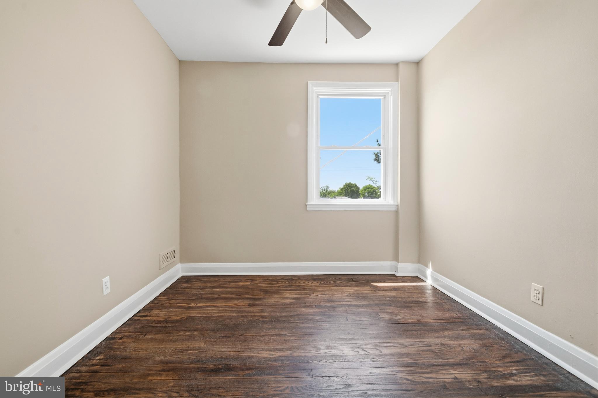 NORTHWOOD - Residential