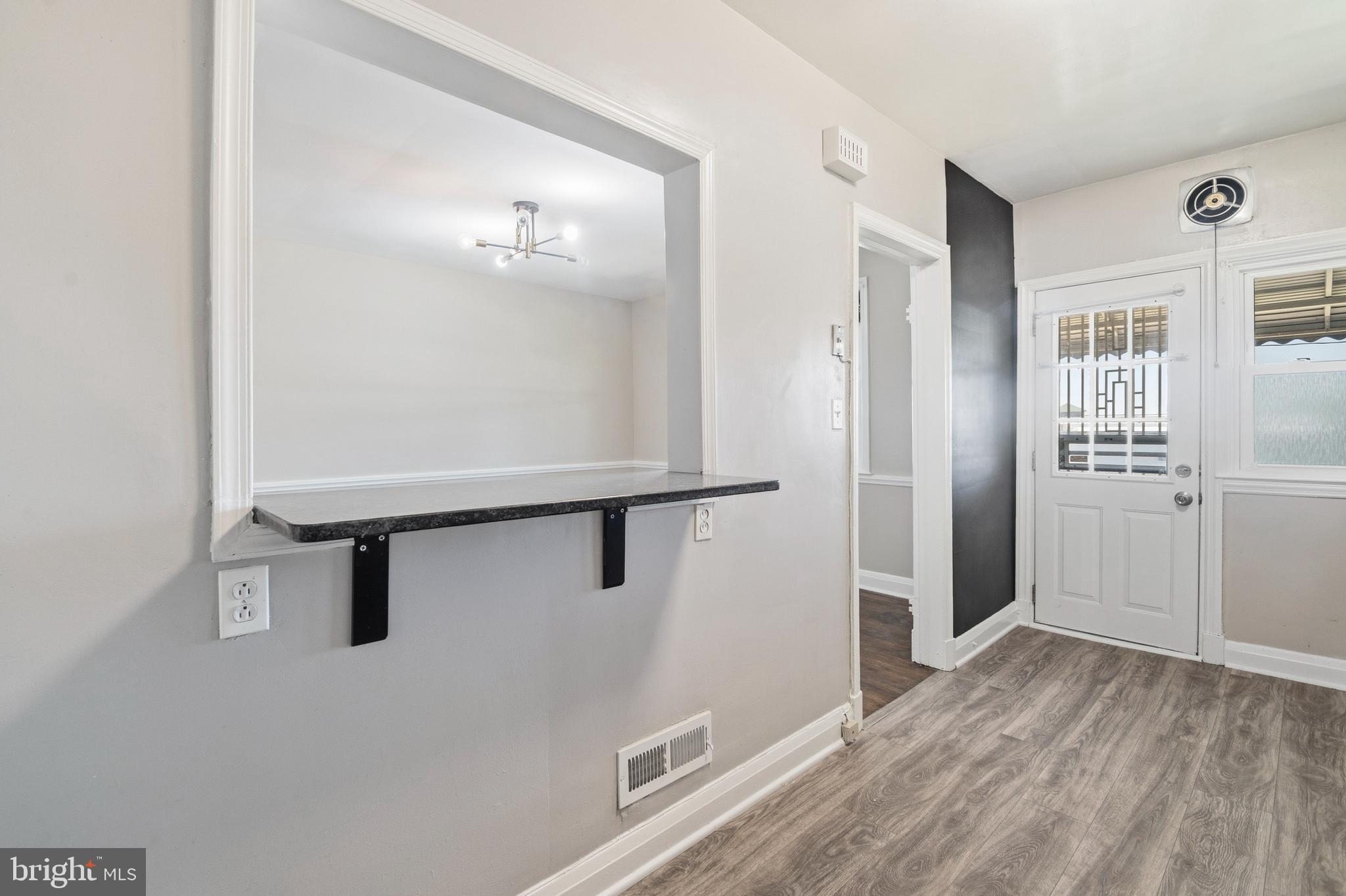 NORTHWOOD - Residential