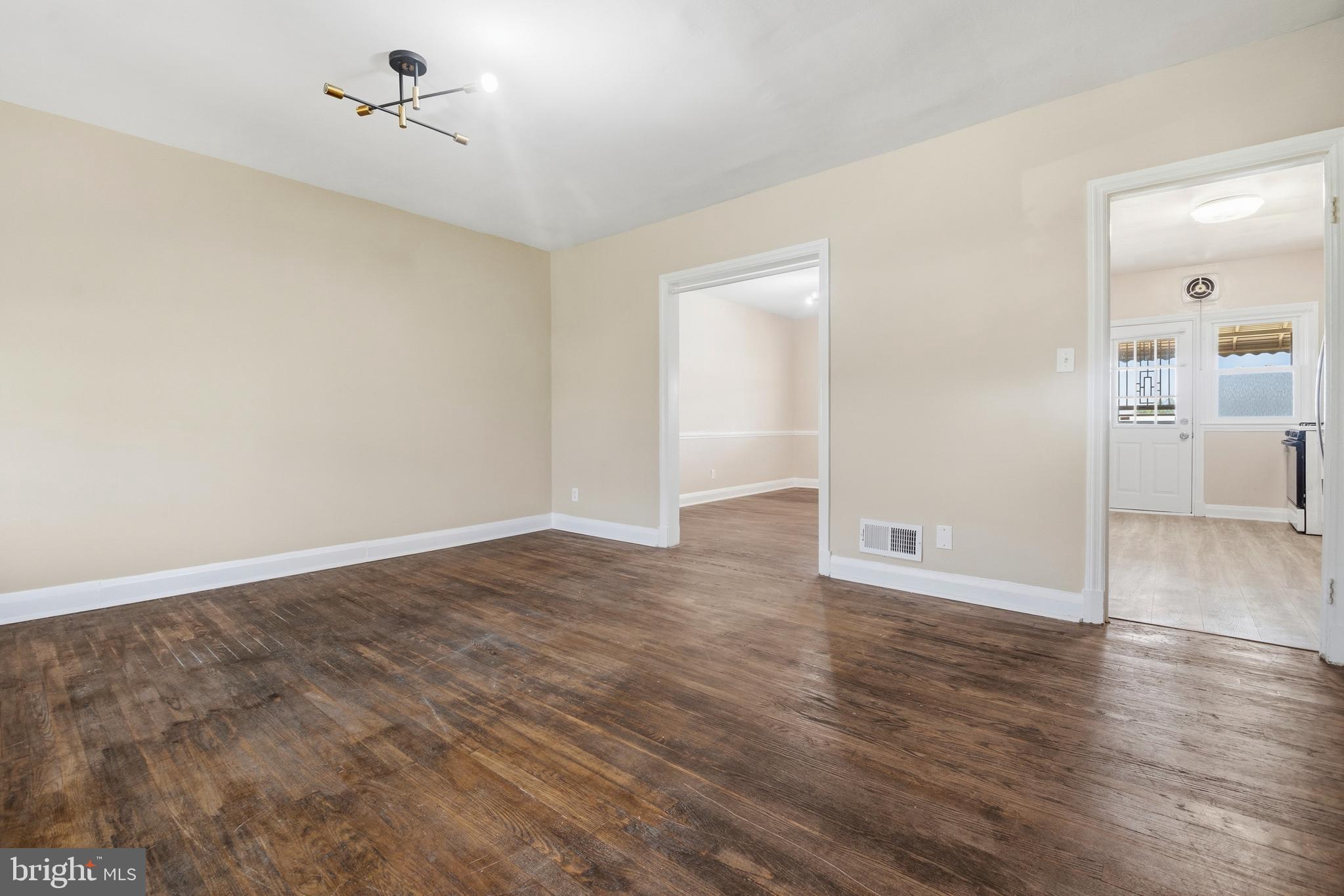 NORTHWOOD - Residential
