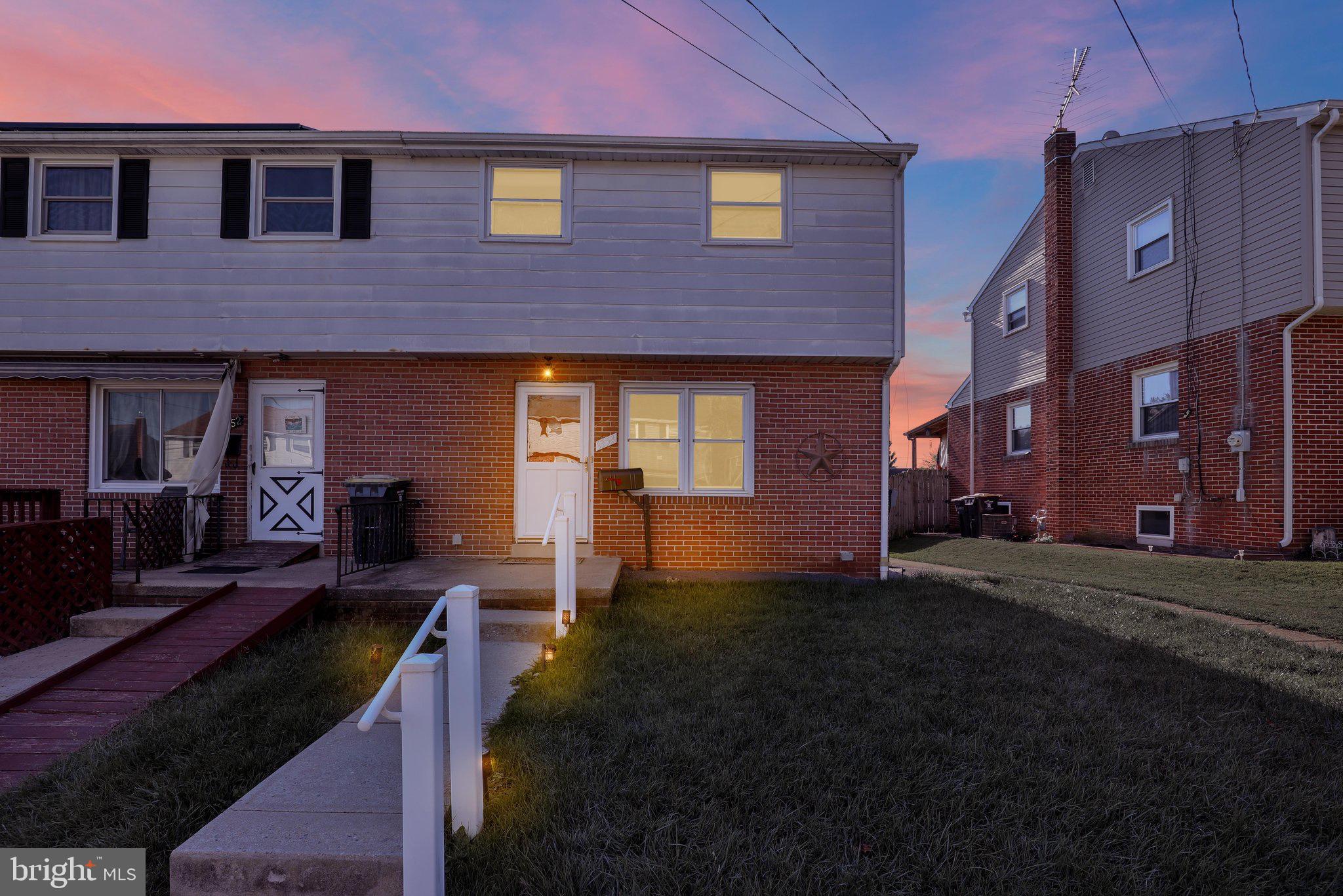 1354 CALVERT LANE