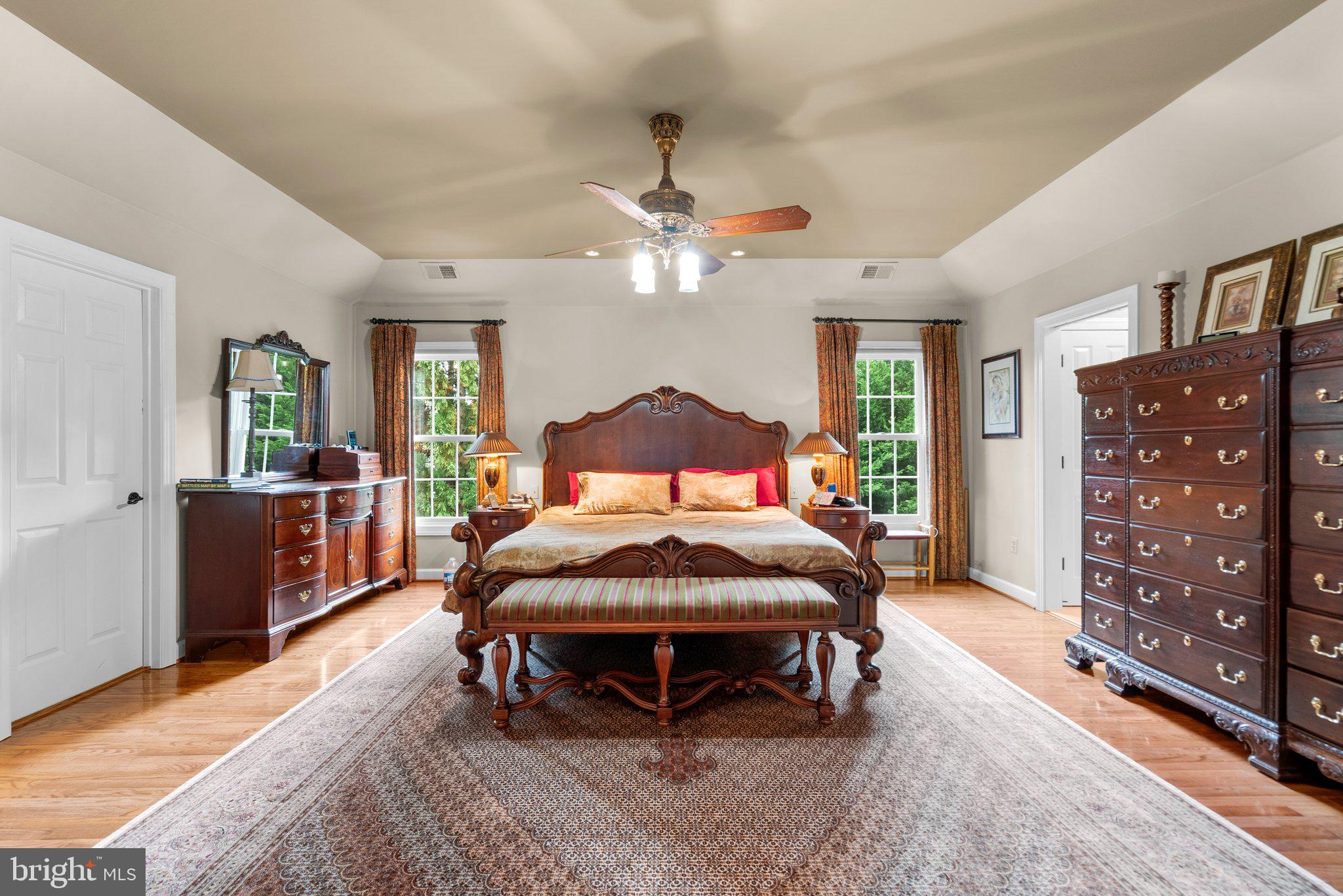 BARNSLEY MANOR ESTATES - Residential