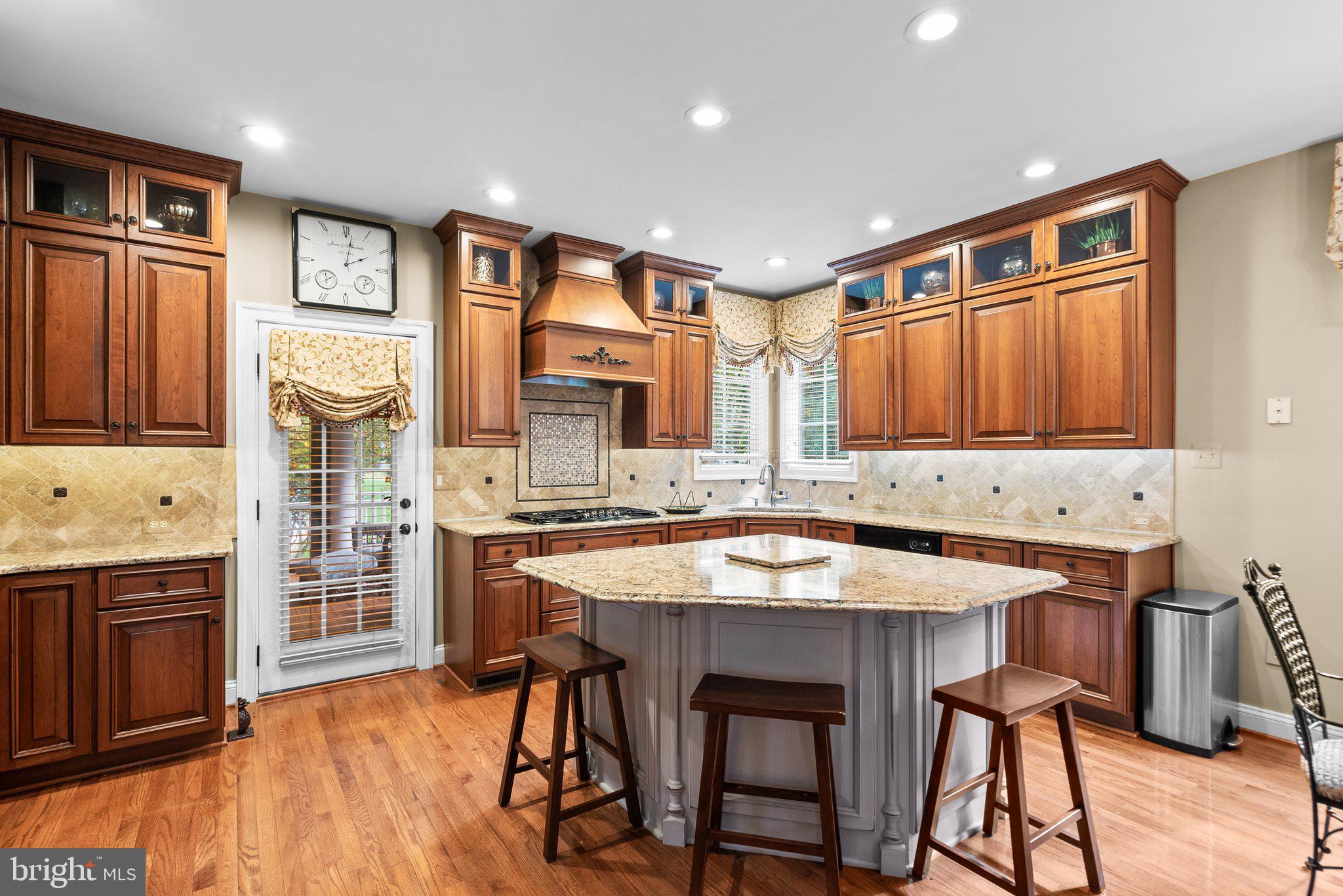 BARNSLEY MANOR ESTATES - Residential